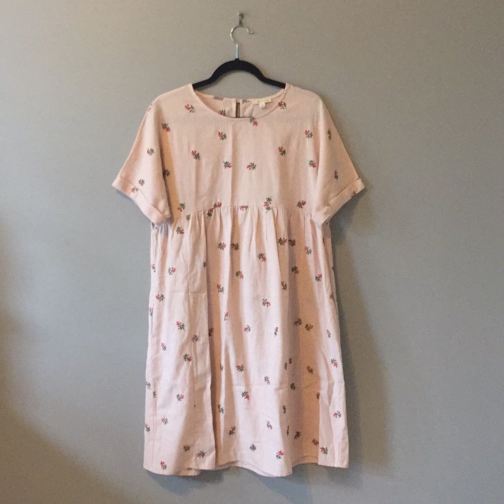 Light pink baby doll dress with flower embroidery